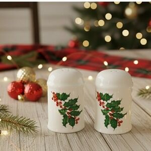 Hallmark Christmas Salt Pepper Shakers Holly Berries White Ceramic Holiday Decor